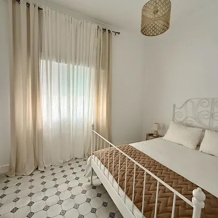 Palacio Con Piscina Privada Holiday home *